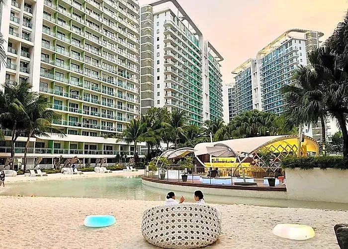 Отель Azure Pool View W/ Netflix & Wifi Boracay Tower 5*